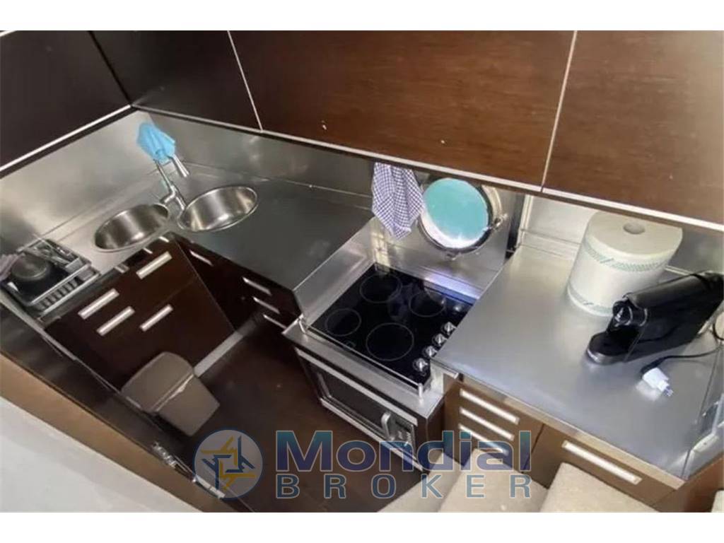 Azimut Benetti Group 68S