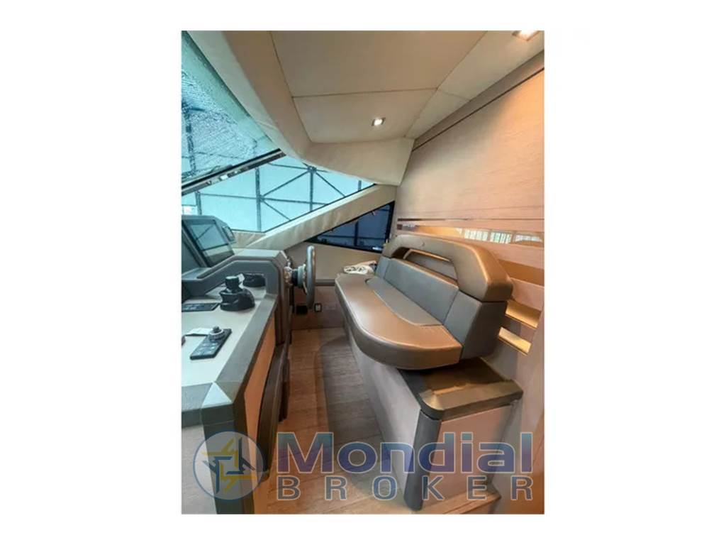 Monte Carlo Yachts MCY 70