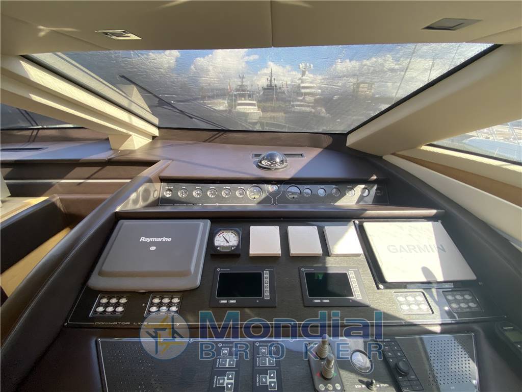 Dominator MAN V12 1360