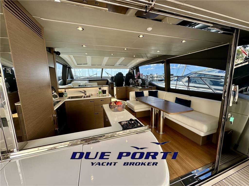 Princess V65