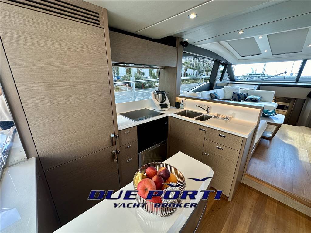 Princess V65
