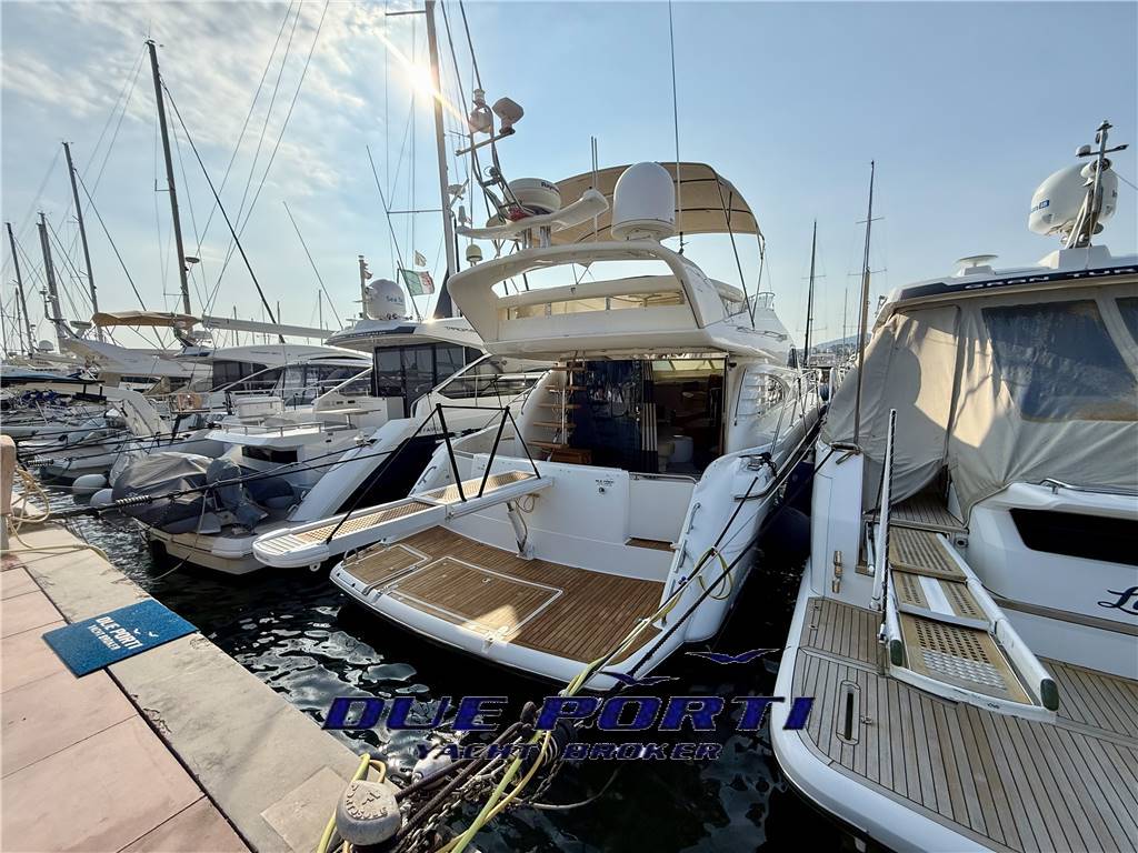 Fairline Squadron 55