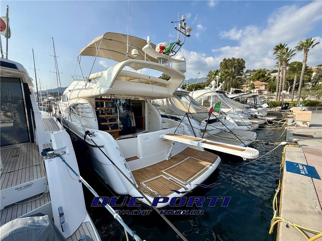 Fairline Squadron 55