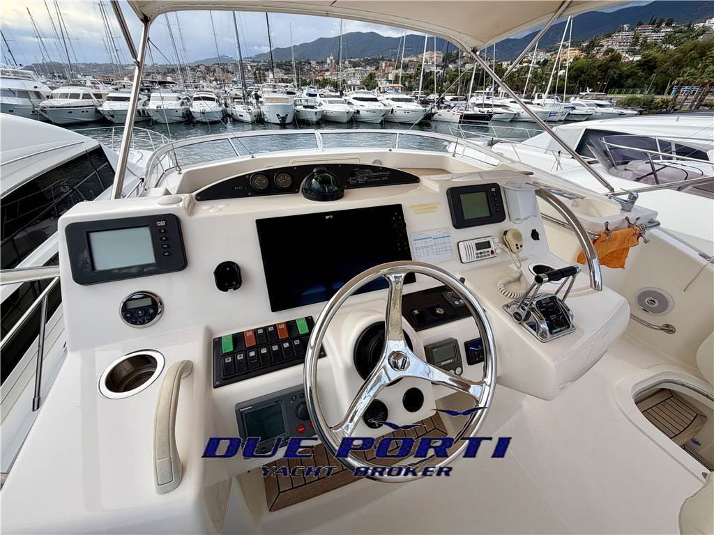 Riviera 45 Flybridge