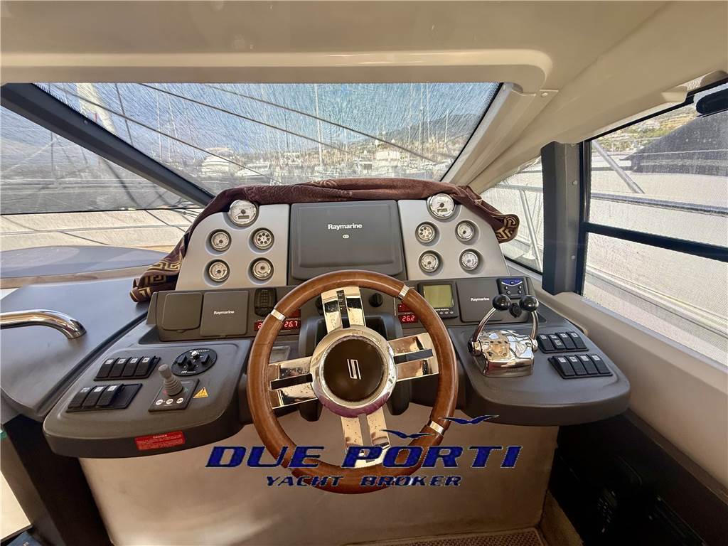 Azimut 43S