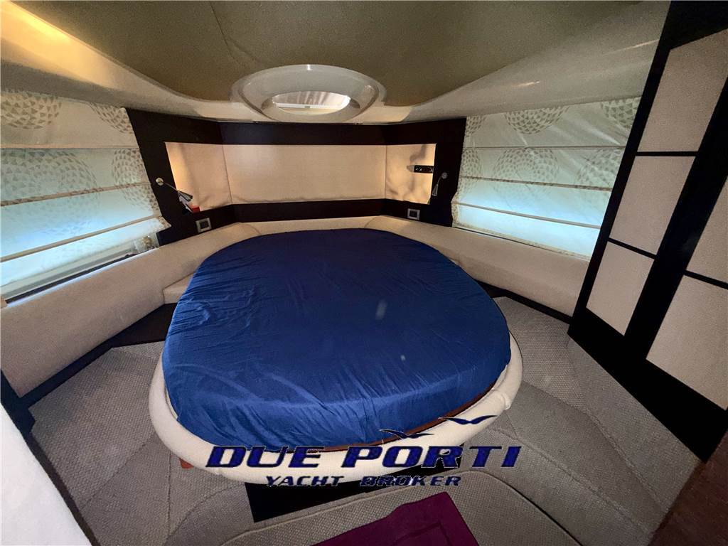Azimut 43S
