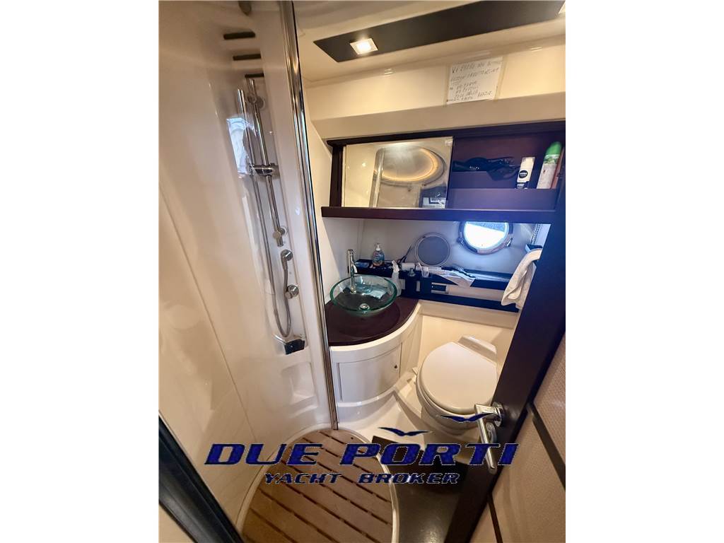 Azimut 43S
