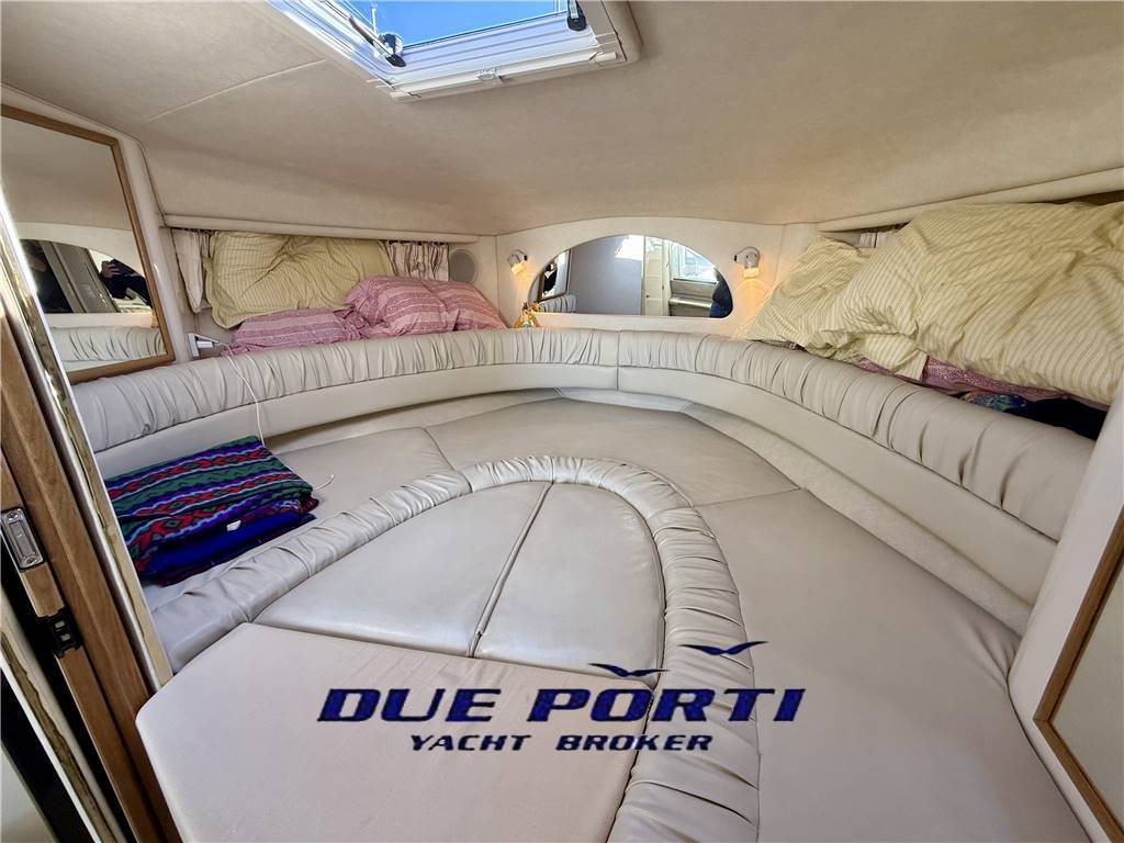 Sea Ray 330 Amberjack