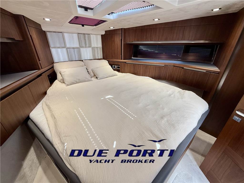 Galeon 460 fly