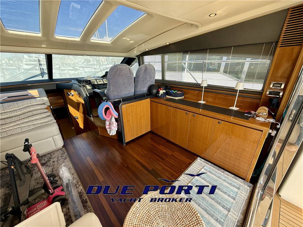 Princess V62
