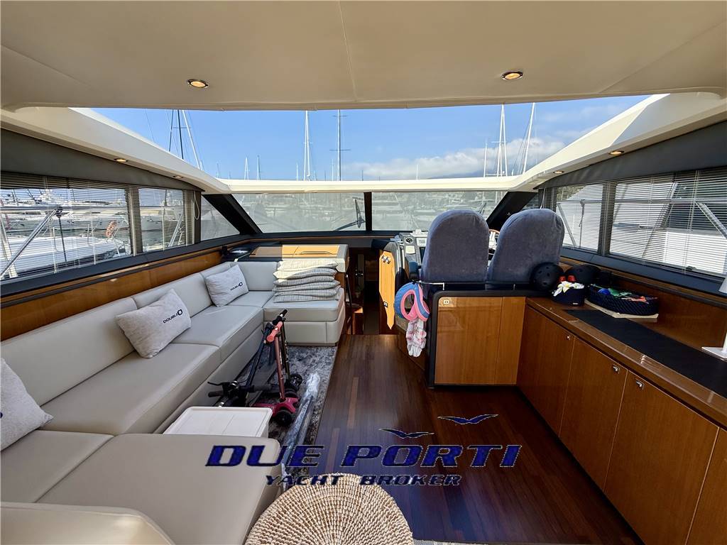 Princess V62