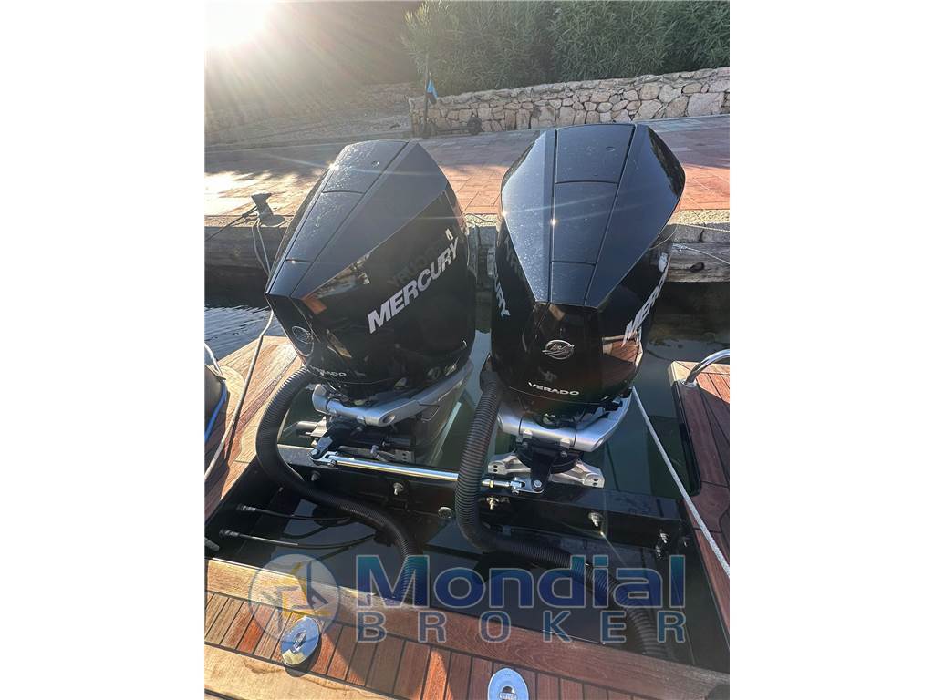 SEA WATER PHANTOM 300