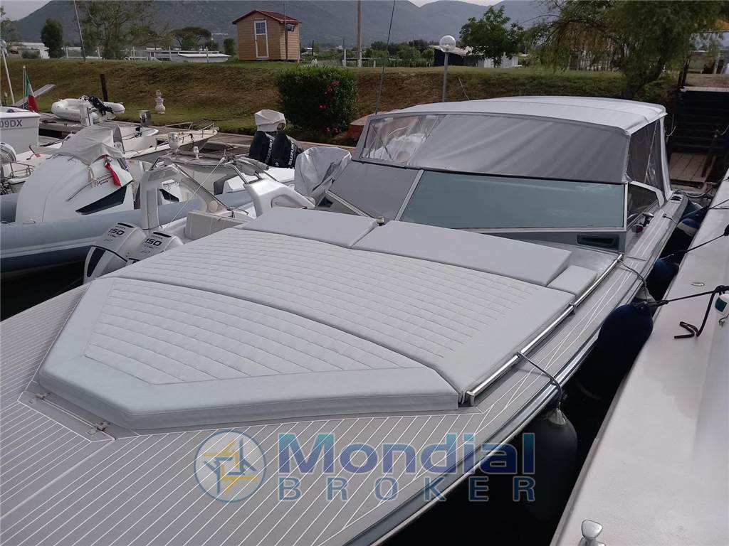 TORNADO 38 CLASSIC