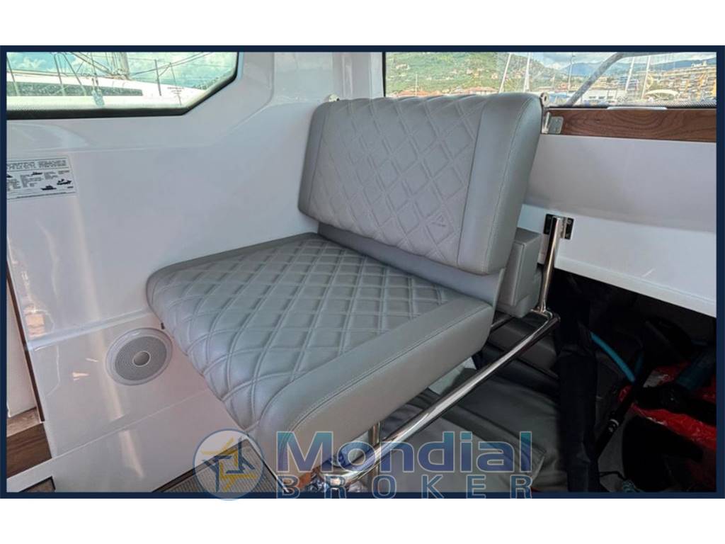 AXOPAR 28 CABIN BRABUS