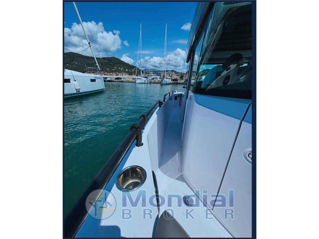 AXOPAR 28 CABIN BRABUS