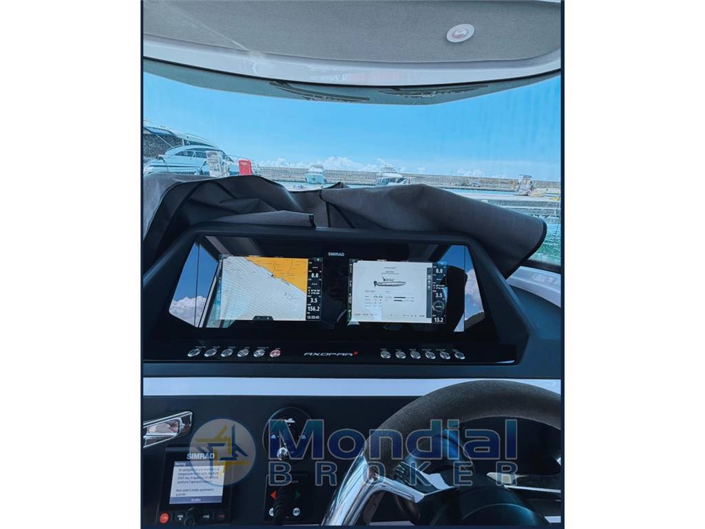 AXOPAR 28 CABIN BRABUS