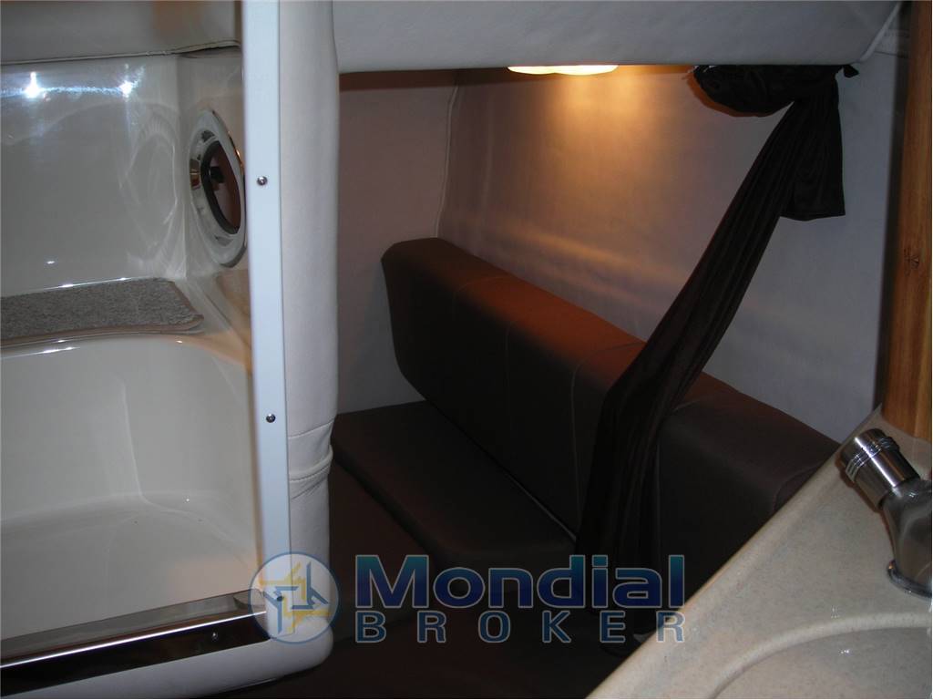 Sea ray 255 DAE SUNDANCER