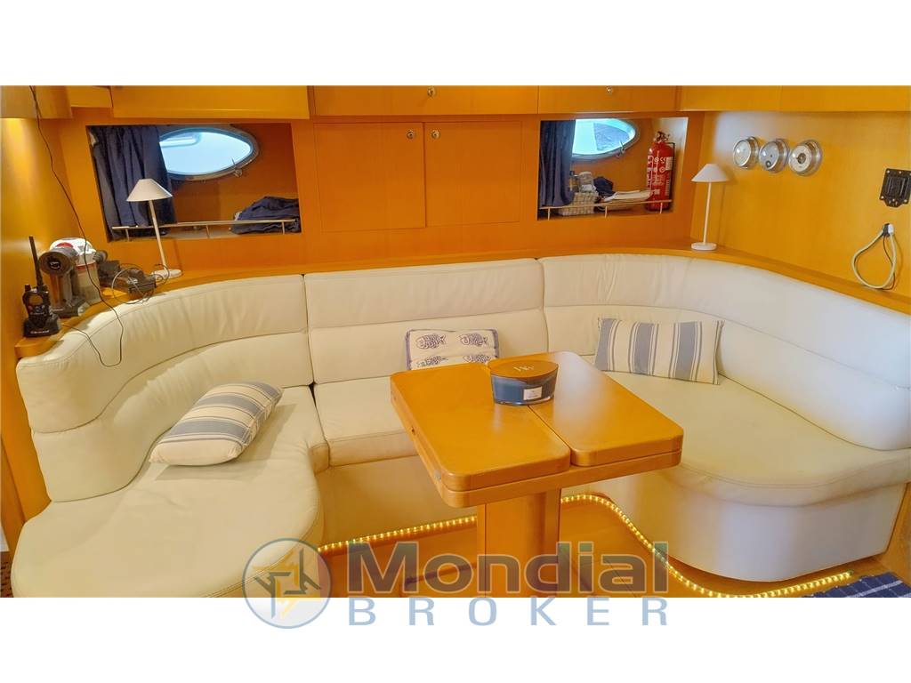 Uniesse 48 open