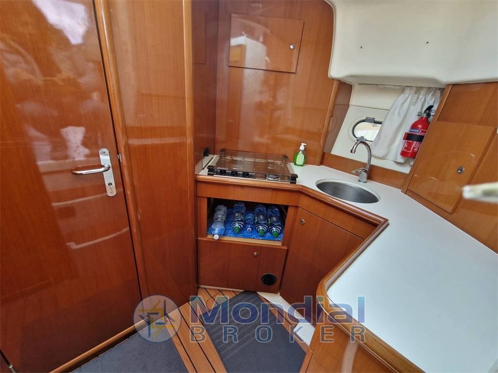 Jeanneau Prestige 32 Fly