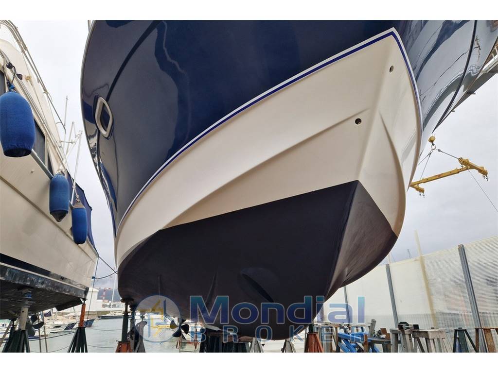 Beneteau Yacht Antares 980