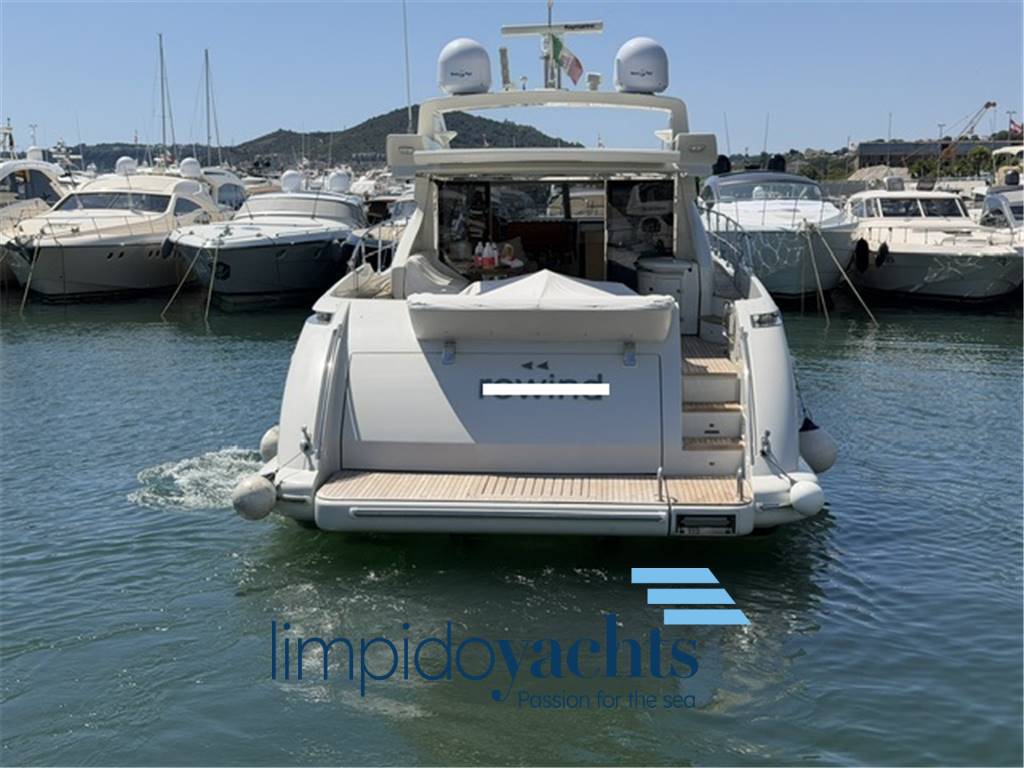 AZIMUT BENETTI 68S