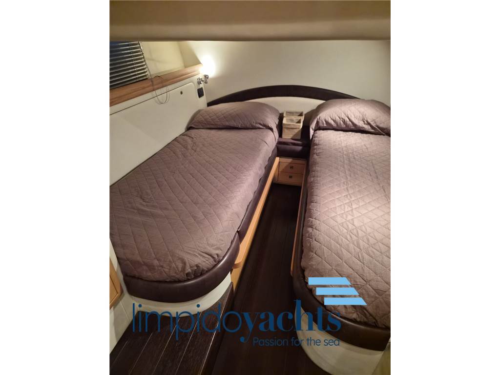 AIRON MARINE 4300 T-TOP