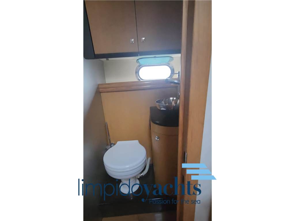AIRON MARINE 4300 T-TOP