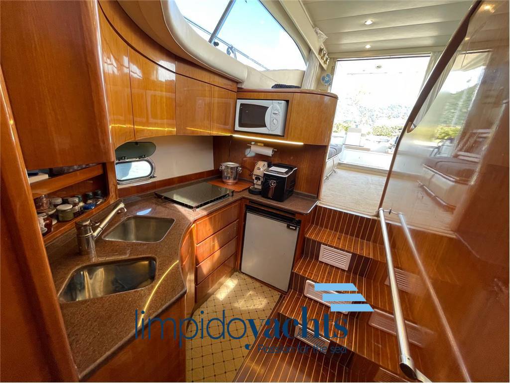 AZIMUT YACHTS SPA 40' FLY