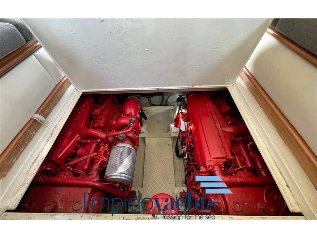 AZIMUT YACHTS SPA 40' FLY