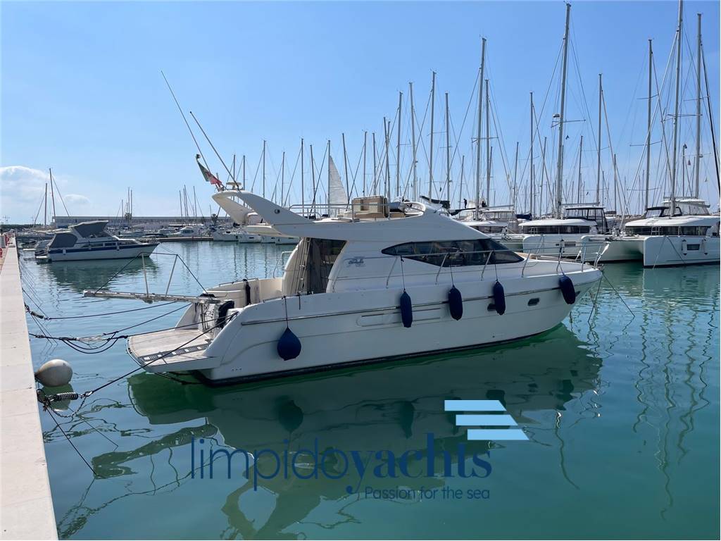 AZIMUT YACHTS SPA 40' FLY