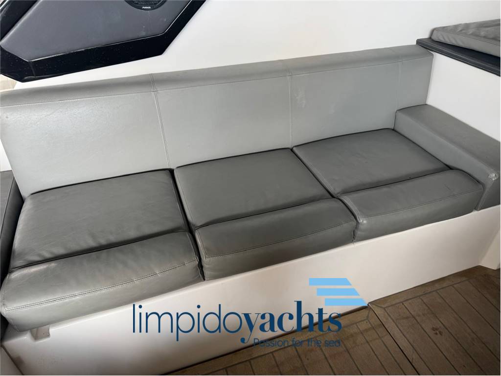 RIO YACHTS 38' PARANA'
