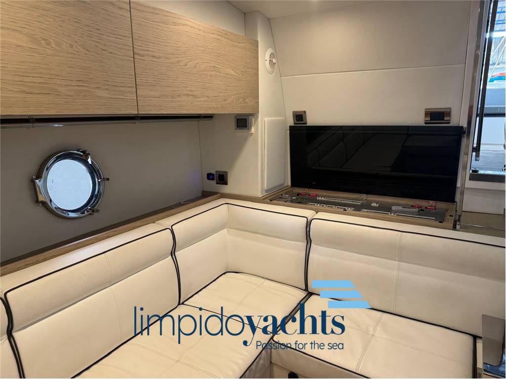 RIO YACHTS 38' PARANA'