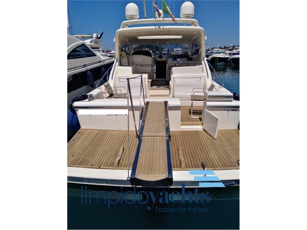 UNIESSE MARINE 48' ht