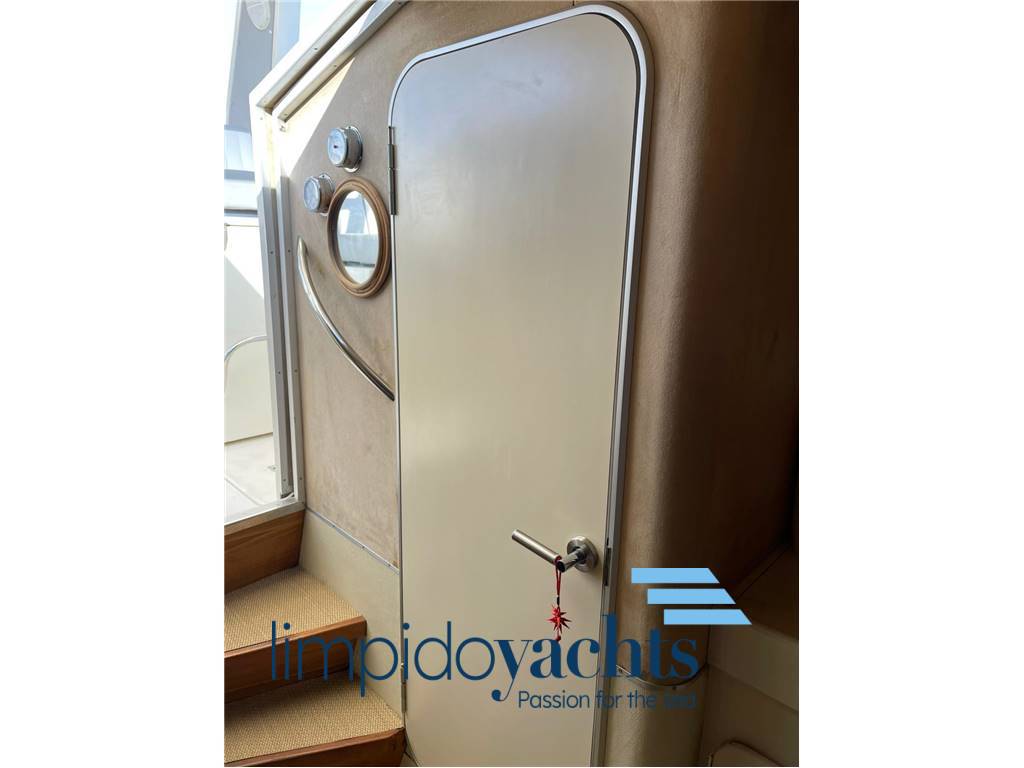 SUNSEEKER SANREMO 33'