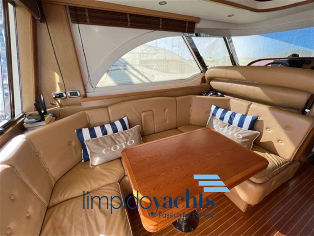 MOCHI CRAFT (Gruppo Ferretti) DOLPHIN 51'