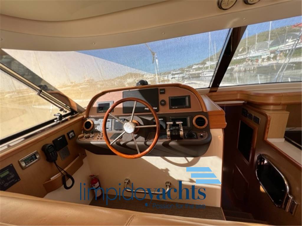 MOCHI CRAFT (Gruppo Ferretti) DOLPHIN 51'