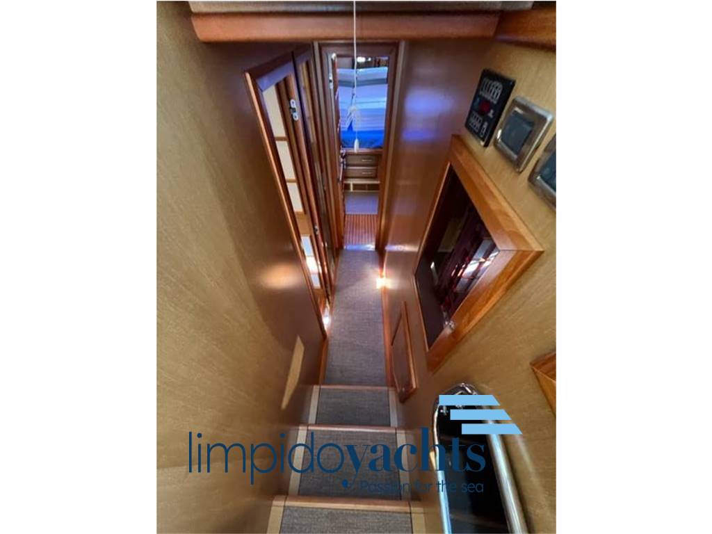 MOCHI CRAFT (Gruppo Ferretti) DOLPHIN 51'