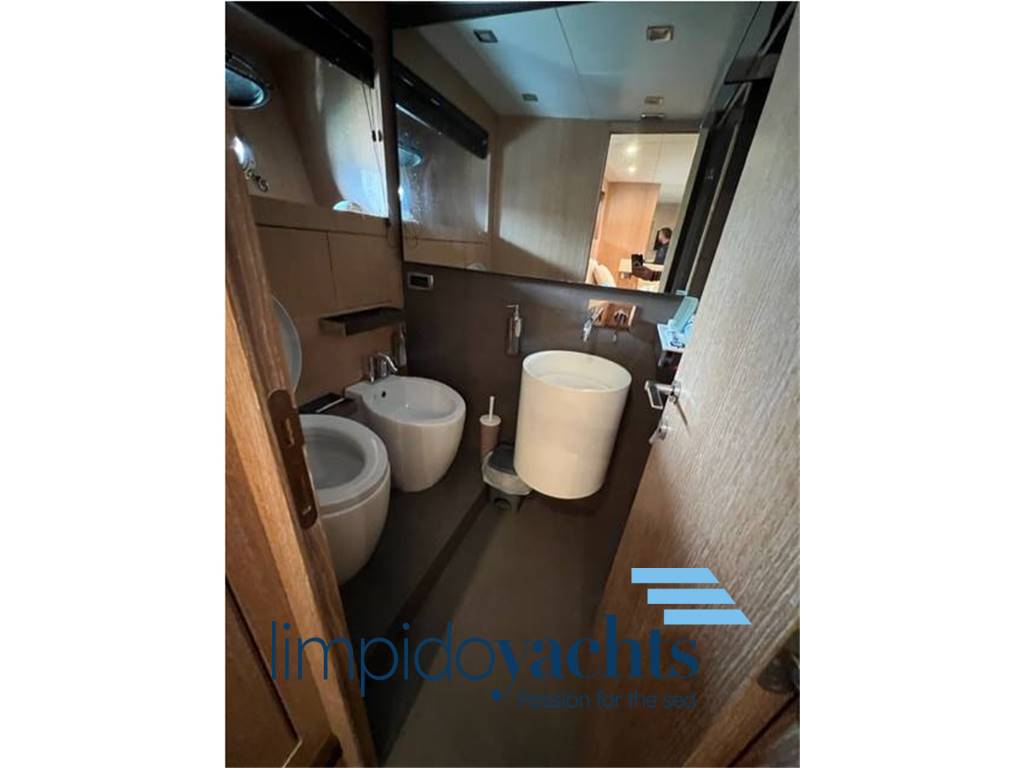 OVERMARINE MANGUSTA 72' HT