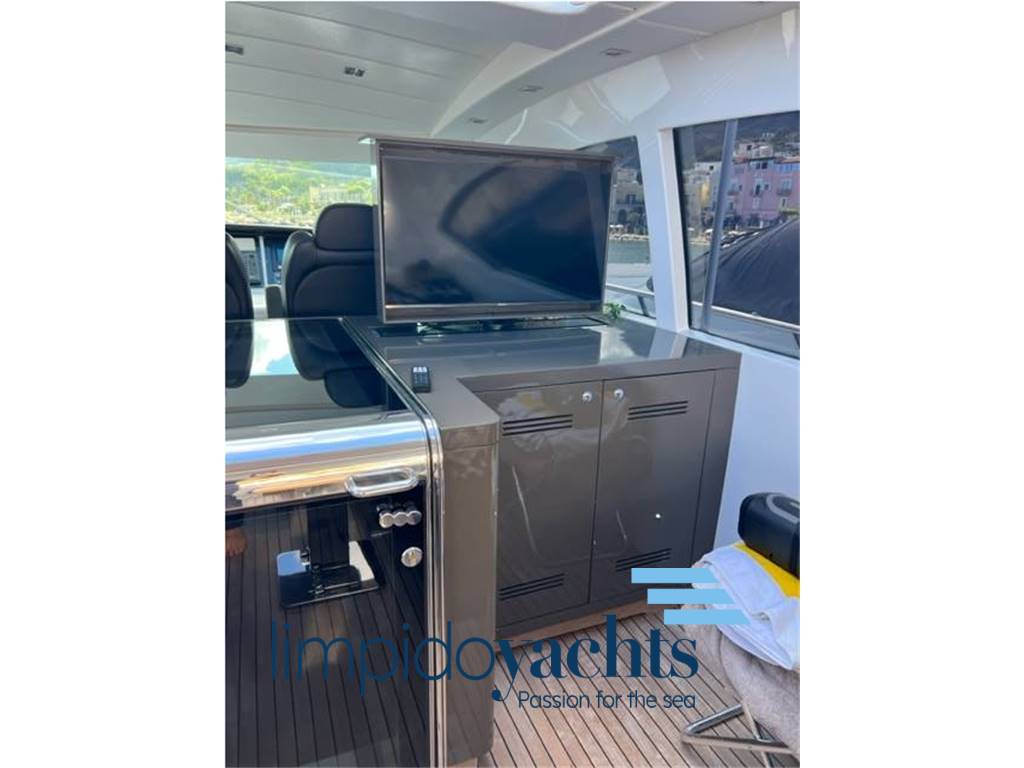 OVERMARINE MANGUSTA 72' HT