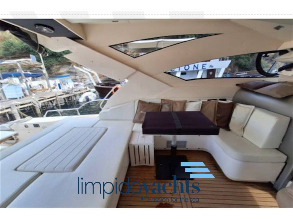 CAYMAN YACHT 55/58 HT WALK AROUND