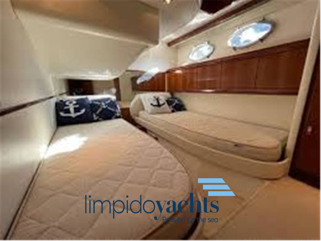 PERSHING 50'