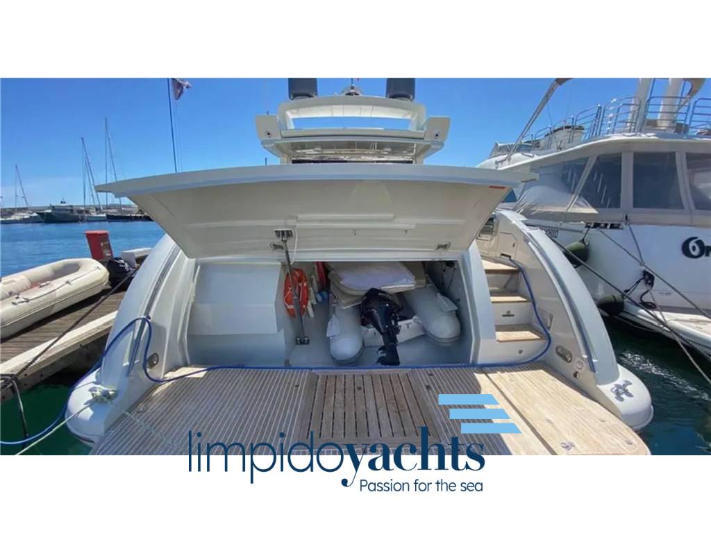 AZIMUT BENETTI 68S