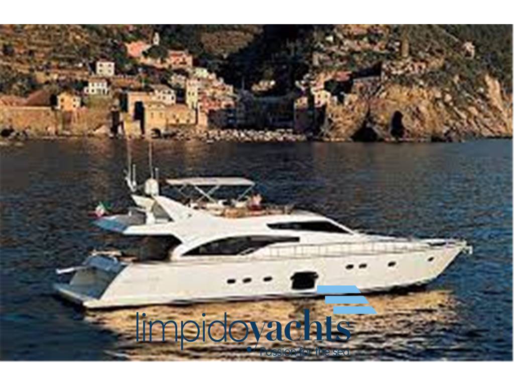 FERRETTI YACHTS 681
