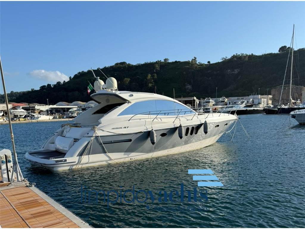 ABSOLUTE YACHTS 47 HT