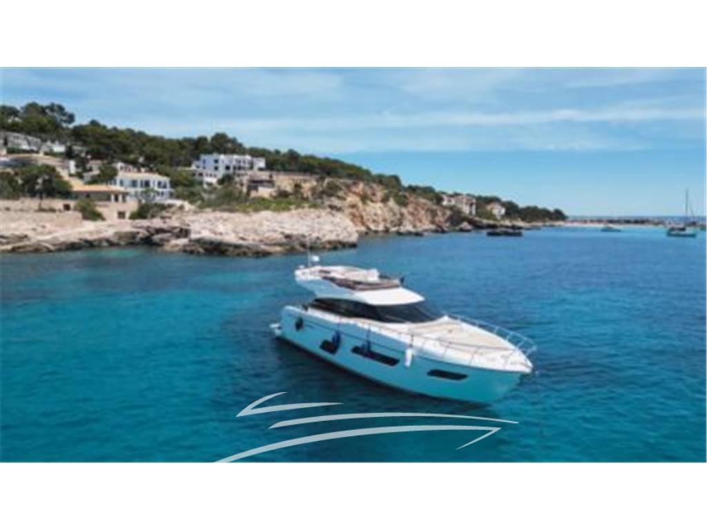 FERRETTI YACHTS 550