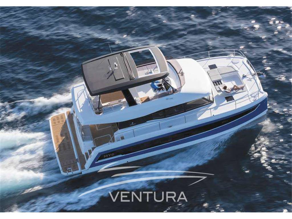 FOUNTAINE PAJOT MY 6