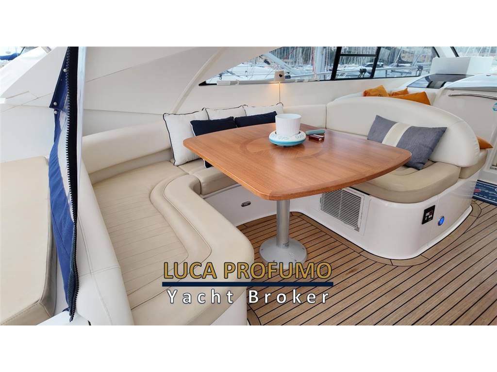 Fairline Targa 52