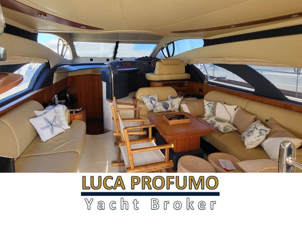 Azimut 50 fly