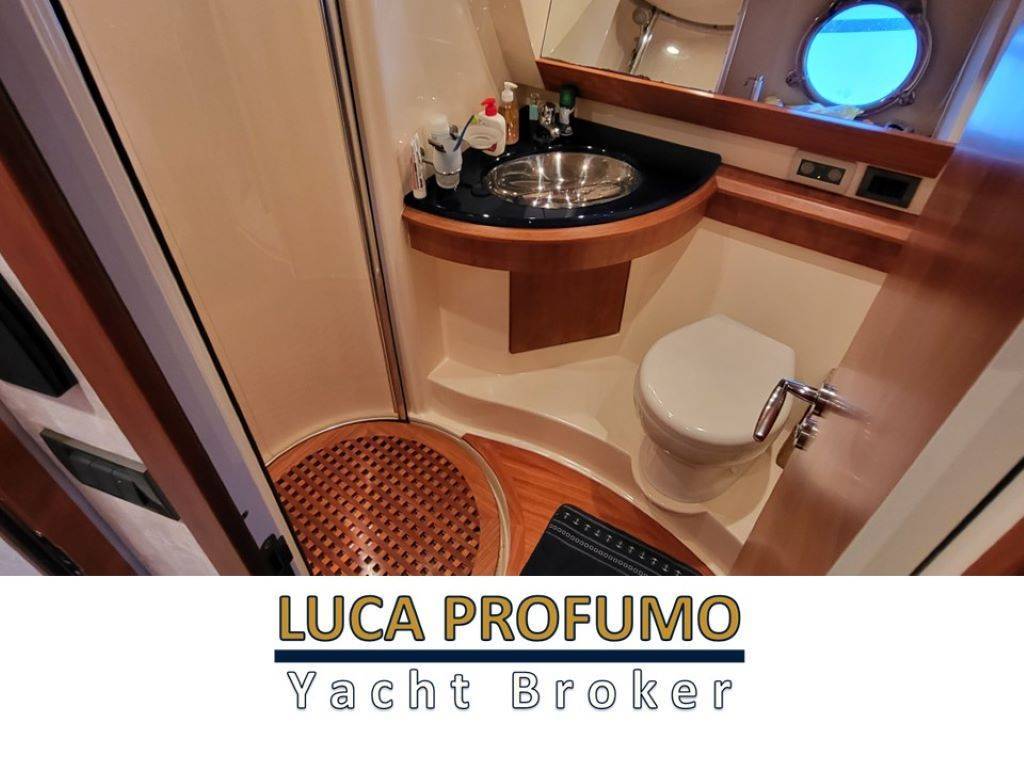Azimut 50 fly