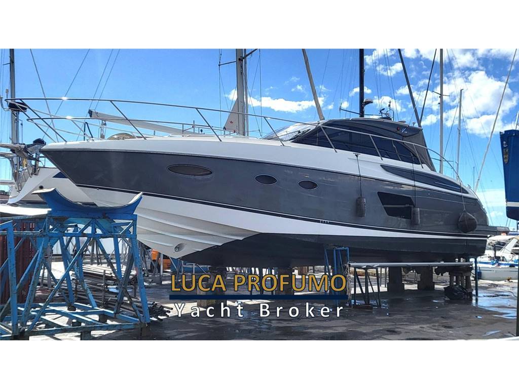 Princess Yachts V48